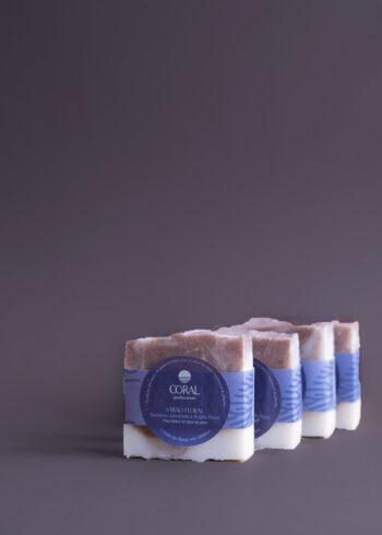 sabões naturais florais com argila rosa lavanda e gerânio